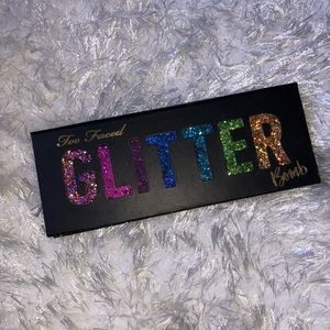 Too Faced Glitter Bomb